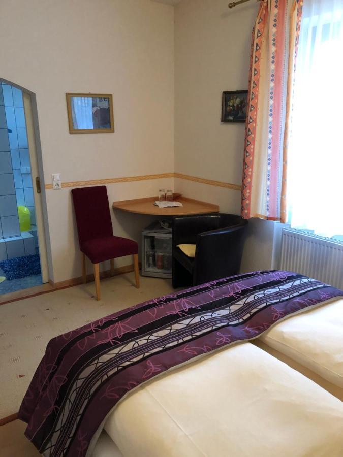 バート・タッツマンスドルフ Haus Camelia Bed & Breakfast エクステリア 写真