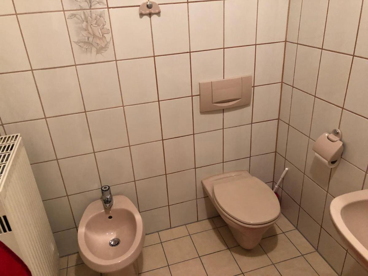 バート・タッツマンスドルフ Haus Camelia Bed & Breakfast エクステリア 写真