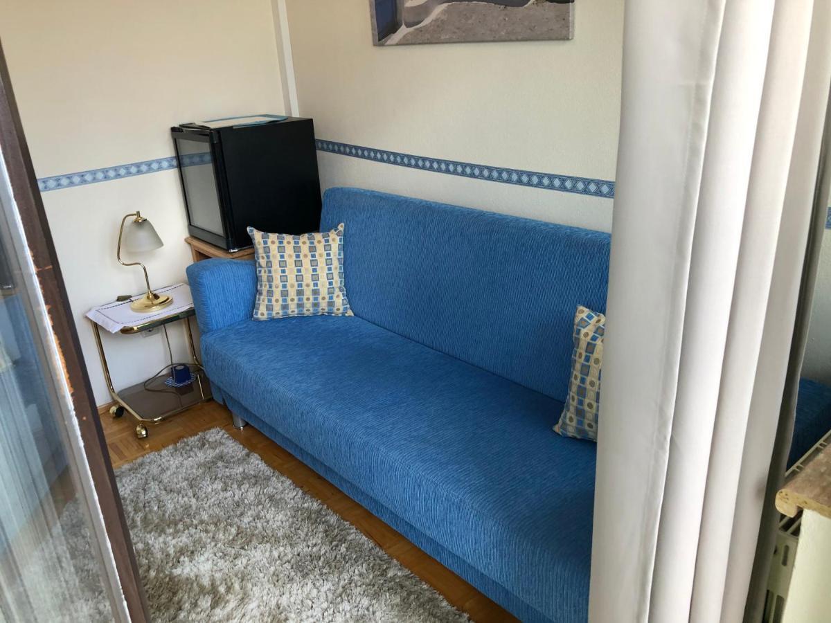 バート・タッツマンスドルフ Haus Camelia Bed & Breakfast エクステリア 写真
