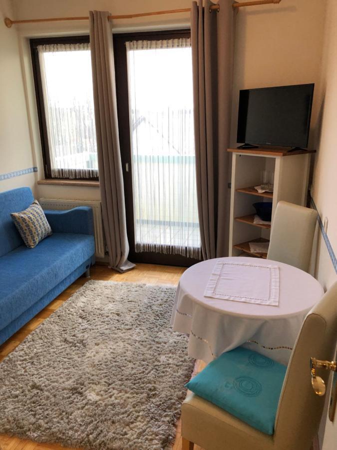 バート・タッツマンスドルフ Haus Camelia Bed & Breakfast エクステリア 写真