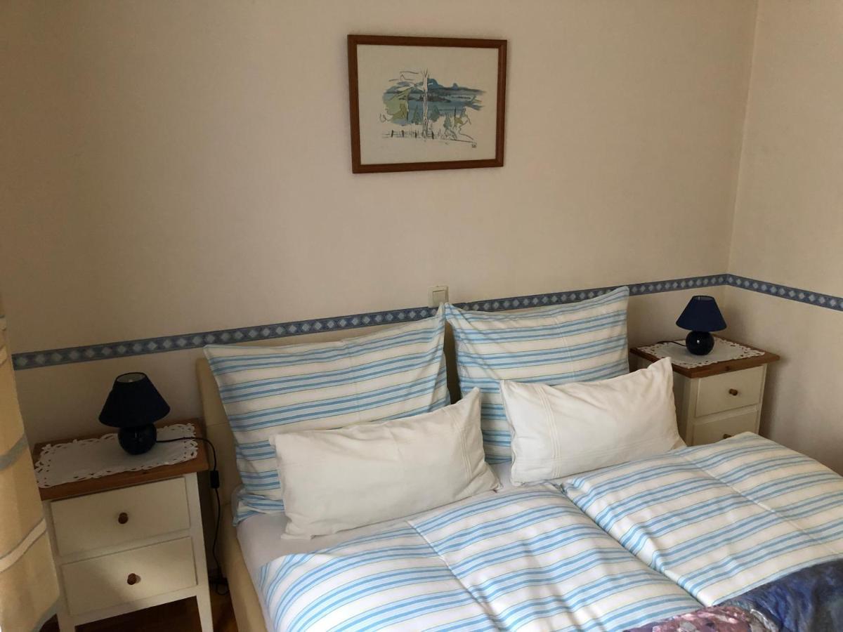バート・タッツマンスドルフ Haus Camelia Bed & Breakfast エクステリア 写真